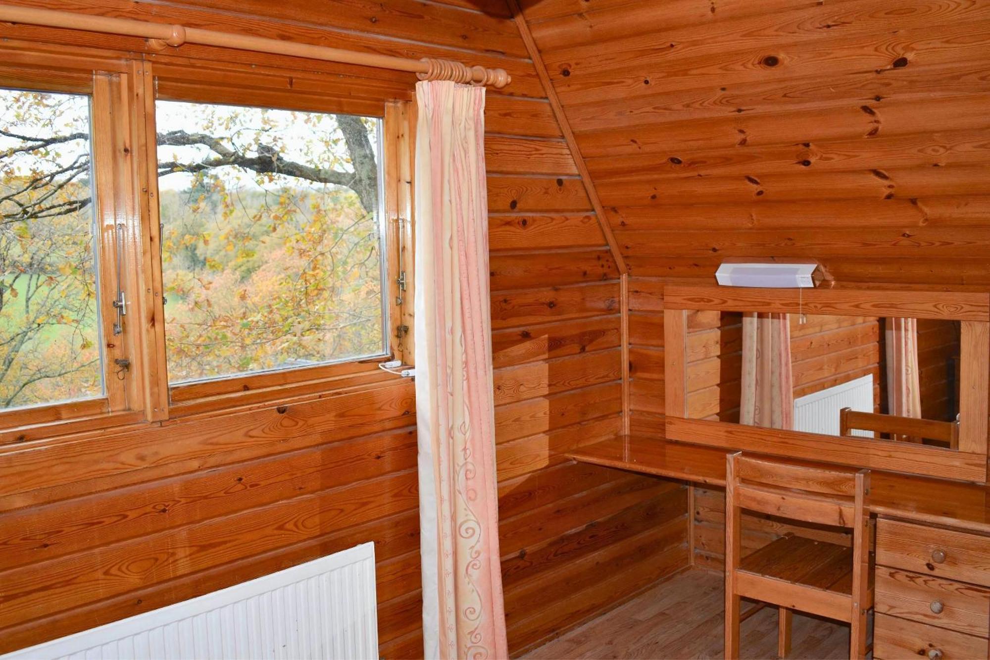Peaceful Cowslip Lodge - Finlake Spa Resort In Devon Chudleigh ภายนอก รูปภาพ