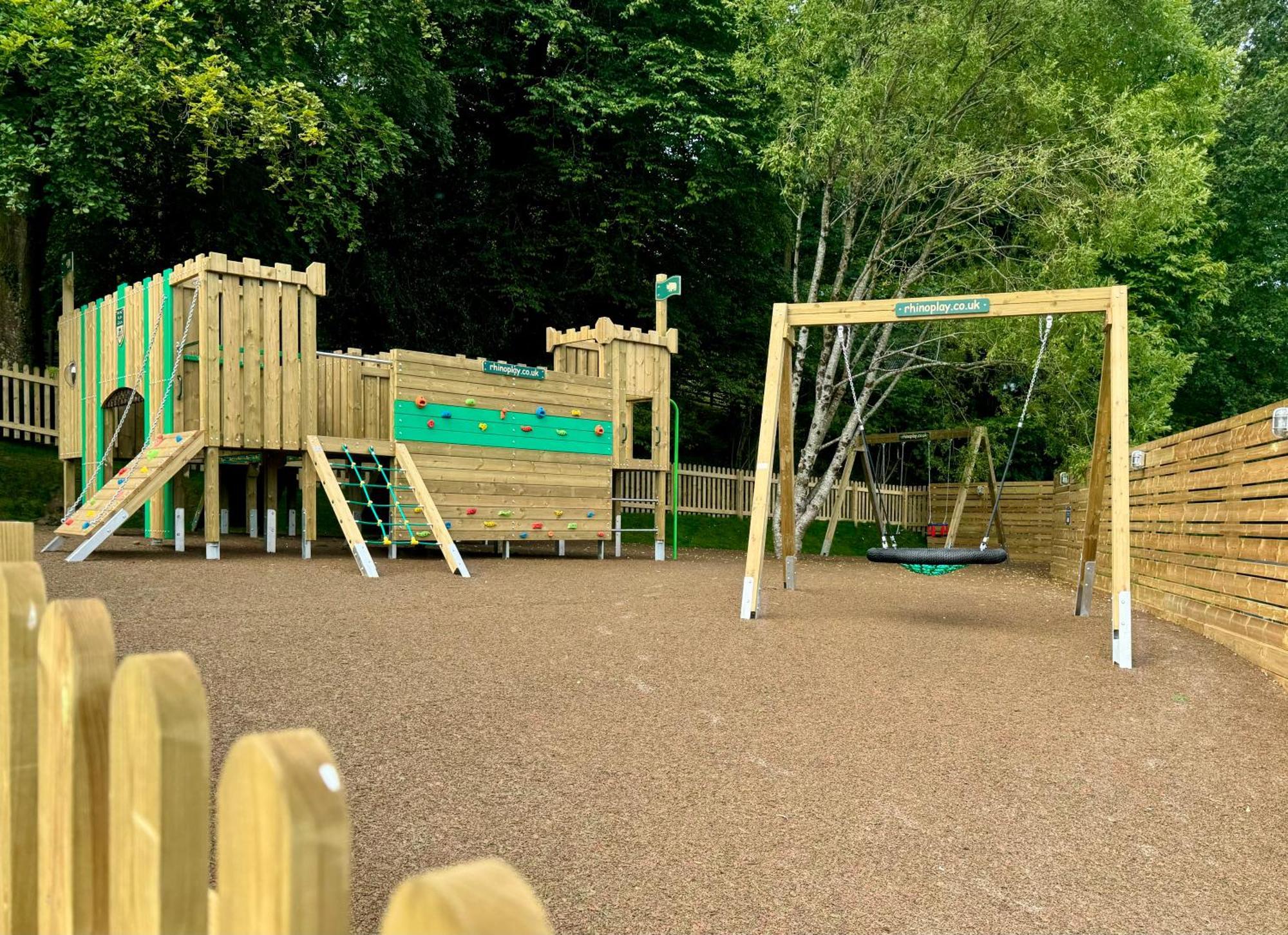 Peaceful Cowslip Lodge - Finlake Spa Resort In Devon Chudleigh ภายนอก รูปภาพ